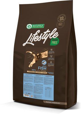 Сухой беззерновой корм для взрослых кошек с белой рыбой Nature's Protection Lifestyle Grain Free White Fish Adult Cat 7 кг NPLS45960 фото